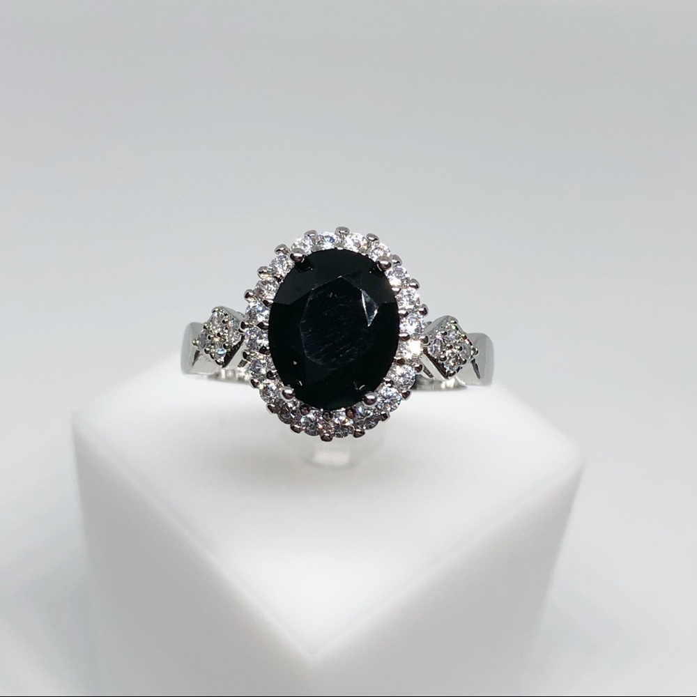 Sterling silver black crystal ring - Picture 4 of 6